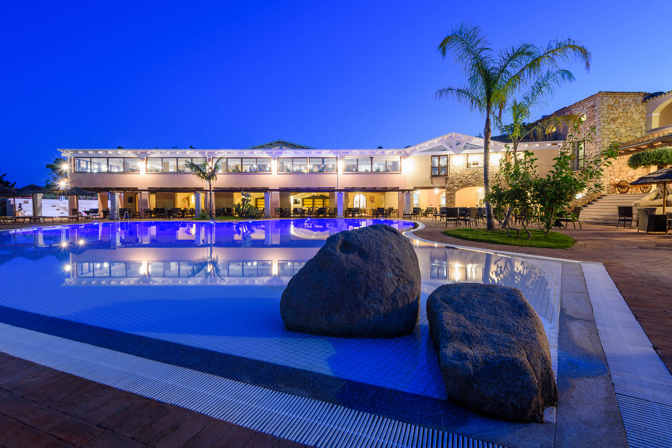 Piscina EOS Village